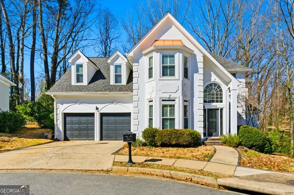 3866 Sidestreet, Brookhaven