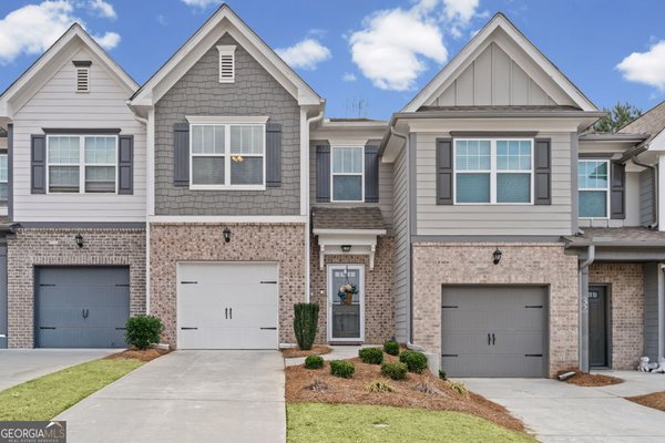30 Chastain Circle, Newnan