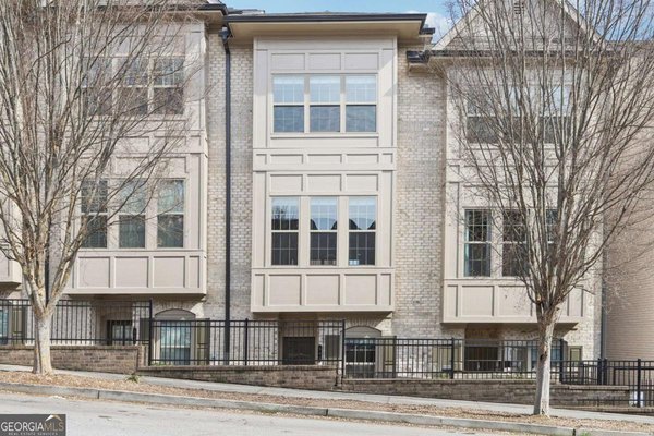 565 Broadview Place, Atlanta