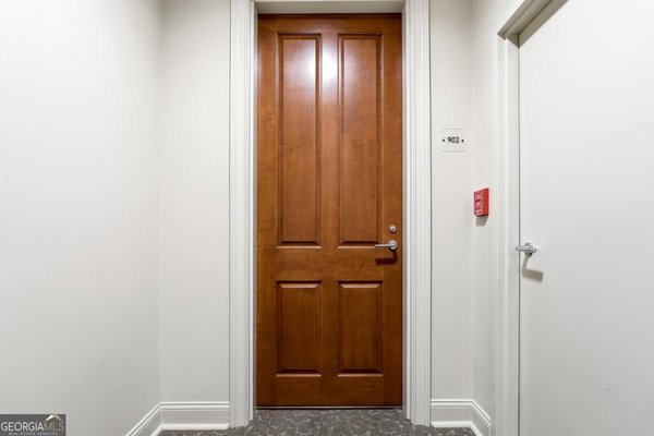 2881 Peachtree Road, Atlanta