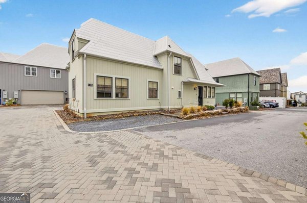 110 Channing Lane Fayetteville