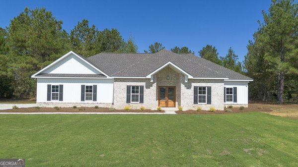 639 Jones Road, Cochran