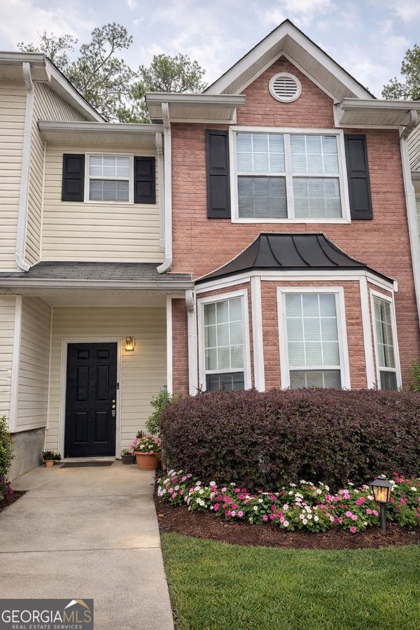 7614 Creekside Lane Riverdale