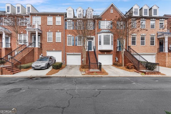 1745 Highlands View, Smyrna