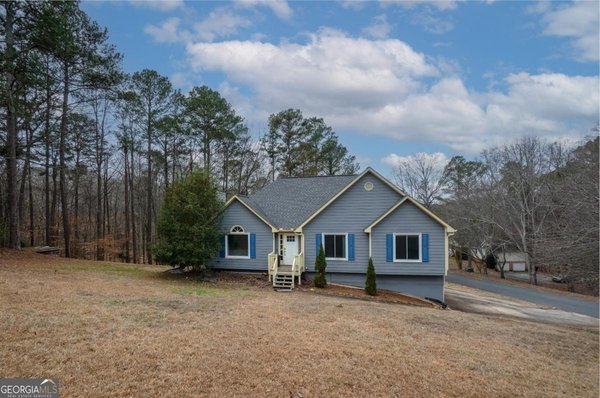 715 Lake Point Drive Woodstock