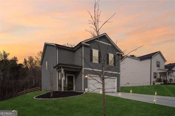 8647 Paradise Drive Douglasville