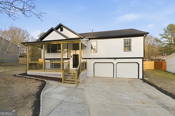 3363 Old Oaks Road, Buford