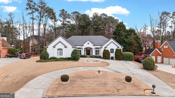 1235 Regency Center Drive, Atlanta