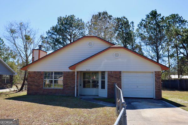 735 Kadi Lane, Hinesville