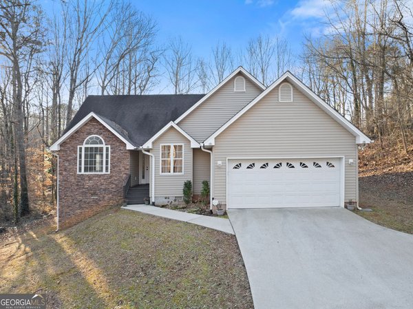 296 Modoc Drive, Cornelia