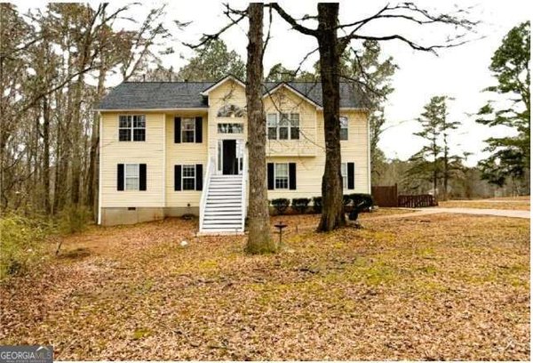 83 Huntington Court Newnan