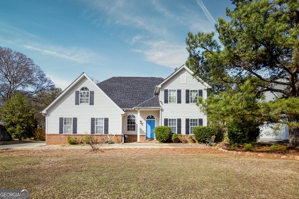 308 Calgary Drive, Peachtree City