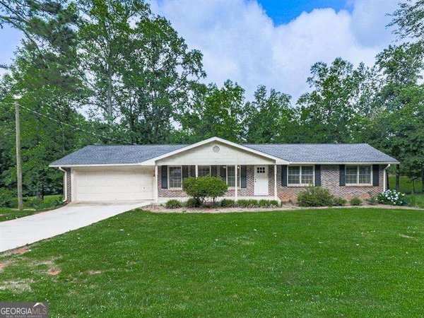 10381 Cherokee Drive, Canton