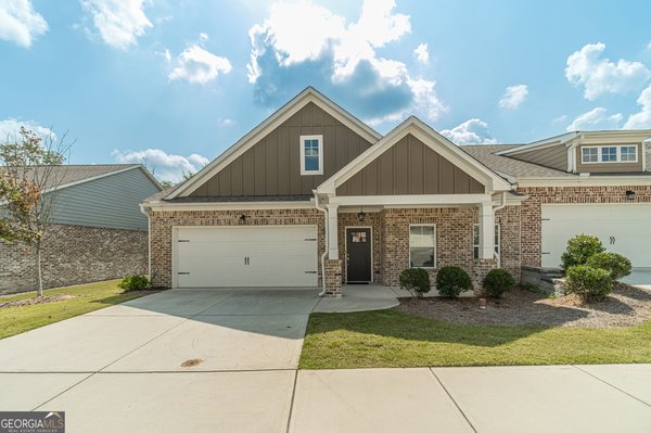 1584 Long Shadow Lane Snellville