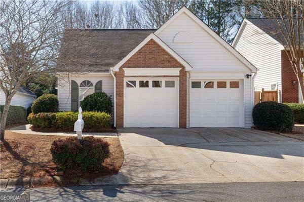 249 Dennis Drive, Alpharetta