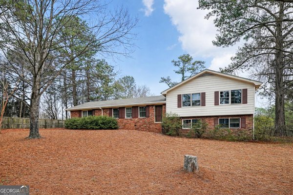 3026 Hidden Forest Drive Snellville