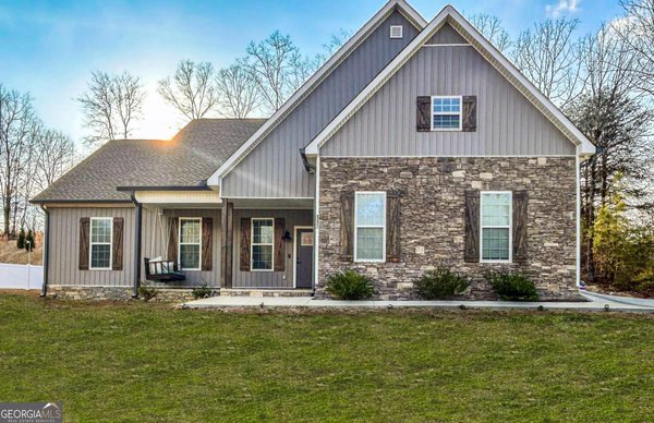 117 Savannah Street, Calhoun