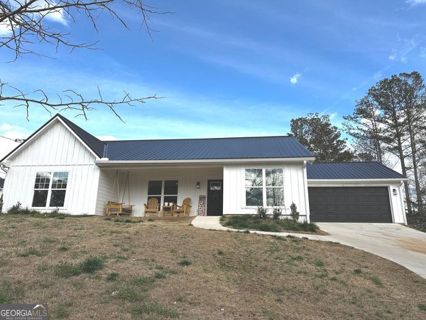 215 Almon Avenue Tallapoosa