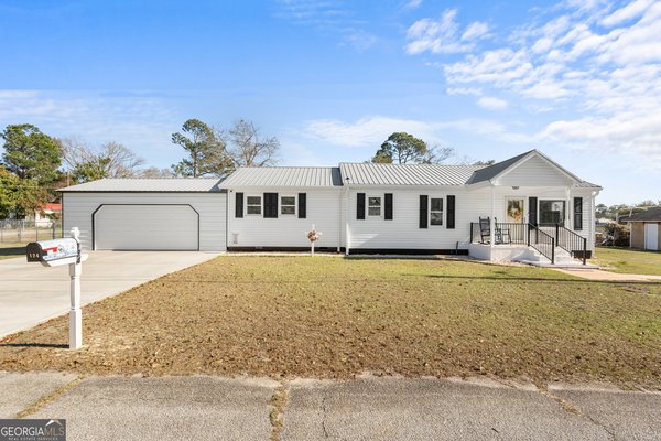 124 Pierce Avenue Swainsboro
