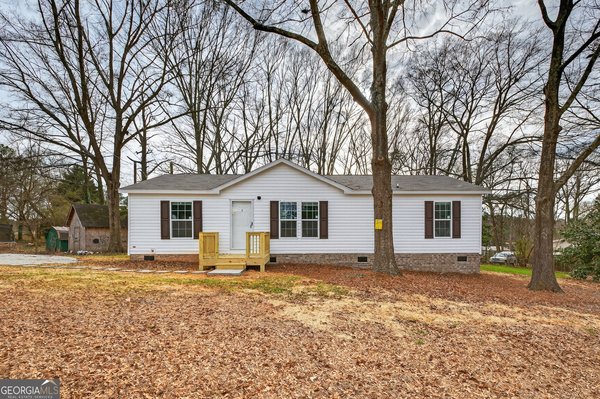 720 Woodland Circle, Loganville