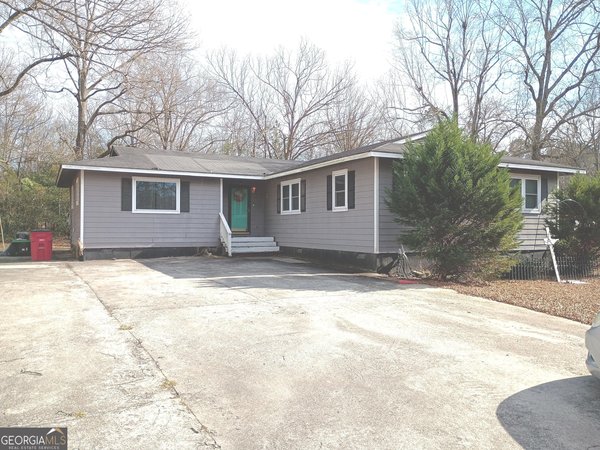 518 Cooley Drive, Sandersville