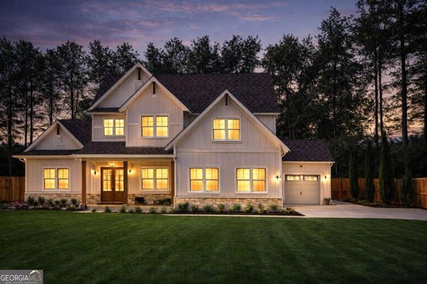 6043 Bluewater Boulevard Gainesville