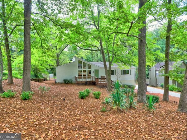 3222 Bluff Road Marietta