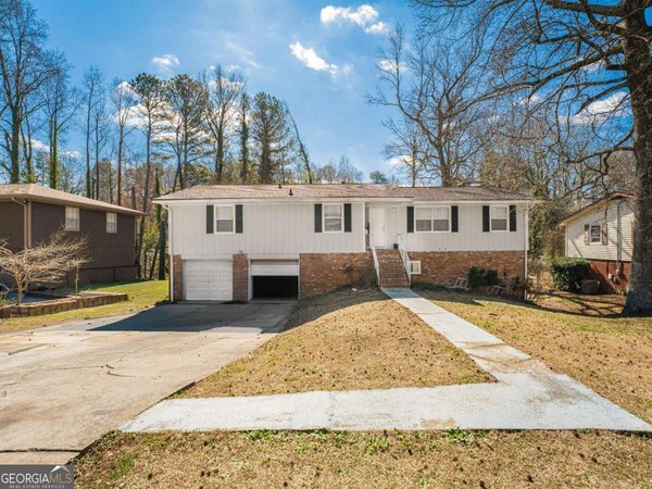 1563 Greenwood Drive, Norcross