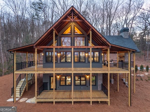 345 Big Oak Lane, Blue Ridge