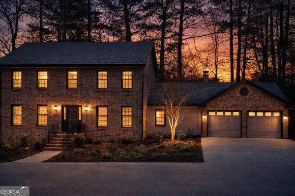 2667 Smoketree Way Atlanta