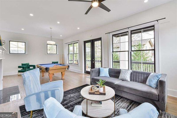 1227 Atlantic Drive, Atlanta