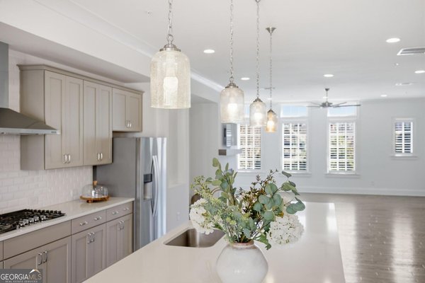 6413 Radiant Trace, Sandy Springs