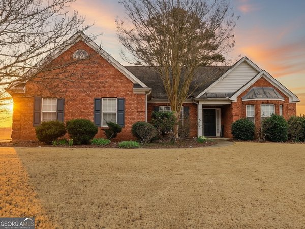 3385 Stoneleigh Run Drive, Buford