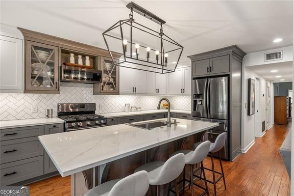 1503 Oakridge Court Decatur