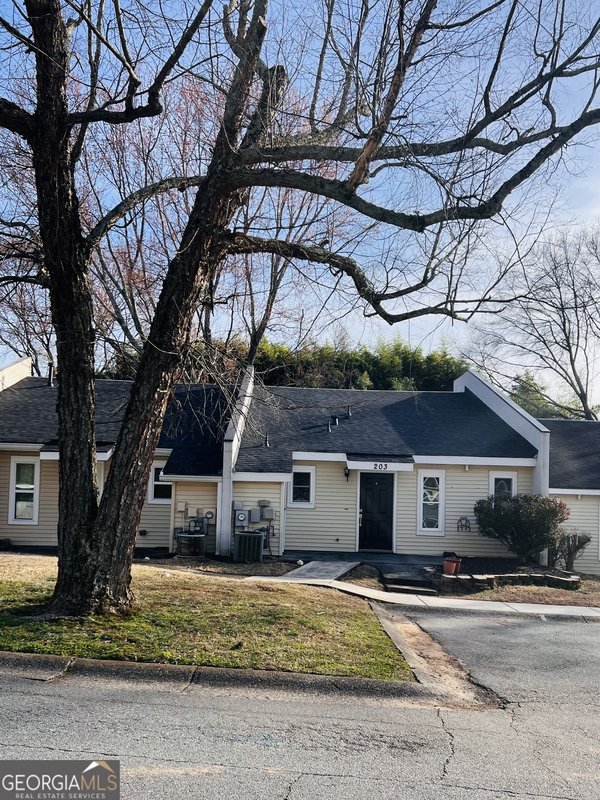 203 Goshen Lane, Woodstock