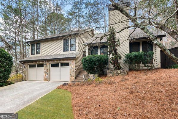 600 Trailmore Place, Roswell