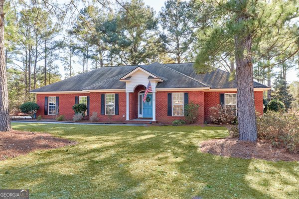 114 Village Drive, Guyton