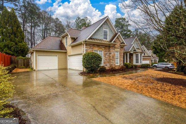 284 Graymist Path Loganville