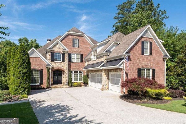 3835 Rockhaven Court Marietta