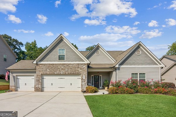 221 Charlotte Drive, Hoschton