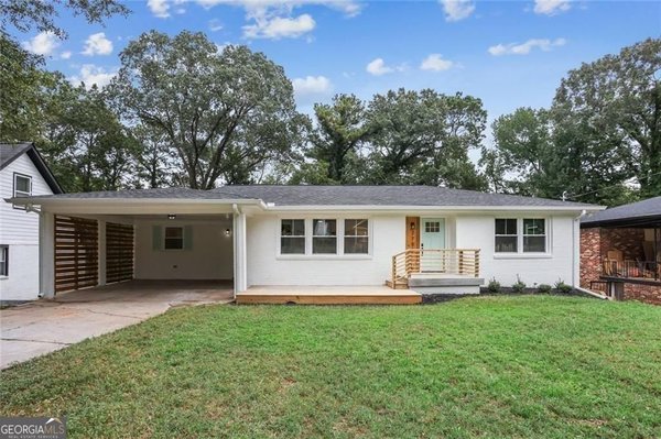 2152 Edgemore Drive Atlanta