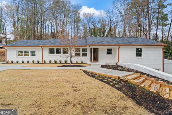 670 Riverside Road Roswell