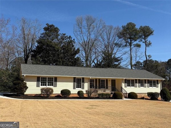 301 Valley Drive Marietta