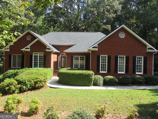 105 Berry Court, McDonough