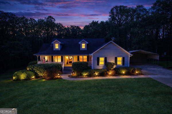 336 Stonecutters Cove, Stockbridge