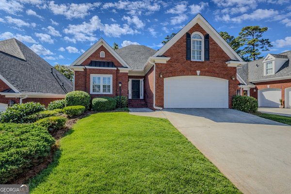 1990 Glenhurst Drive, Snellville