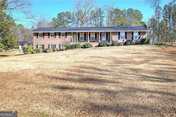 408 Mac Johnson Road, Cartersville