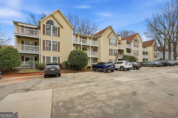 561 Cobblestone Trail, Avondale Estates