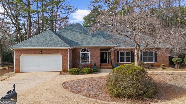 2825 Lakewind Court, Alpharetta