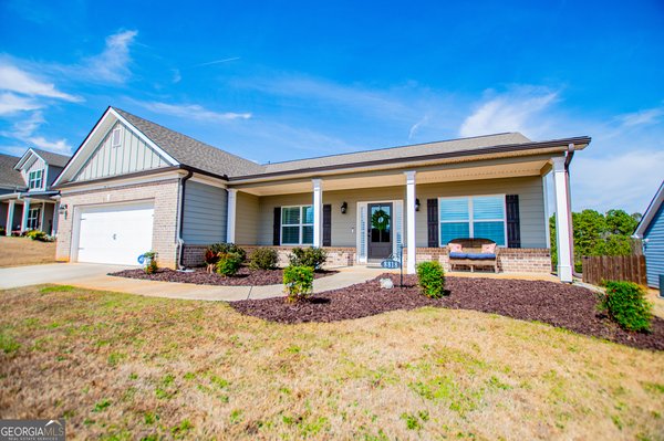 8818 St Andrews Parkway, Winston